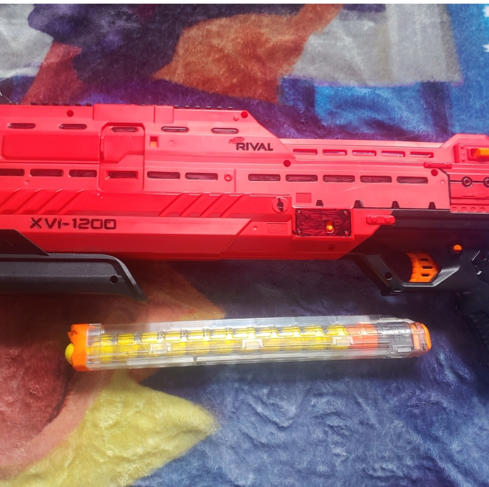 NERF Rival gun XV1-1200